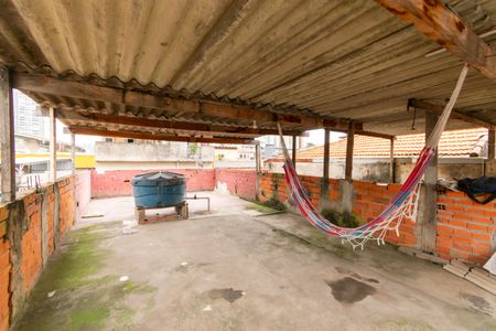 Casa à venda com 160m², 5 quartos e 2 vagas Casa à venda com 160m², 5 quartos e 2 vagasTerraço