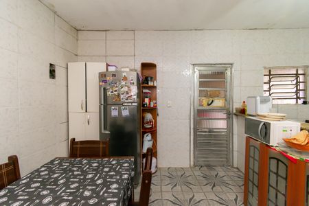 Casa à venda com 160m², 5 quartos e 2 vagas Casa à venda com 160m², 5 quartos e 2 vagasSala de Jantar