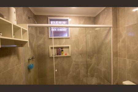 Apartamento à venda com 181m², 3 quartos e 2 vagas Apartamento à venda com 181m², 3 quartos e 2 vagasBanheiro Social