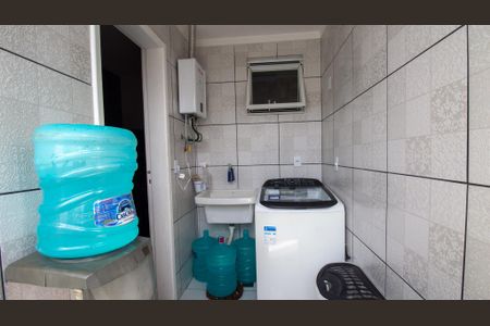 Apartamento à venda com 181m², 3 quartos e 2 vagas Apartamento à venda com 181m², 3 quartos e 2 vagasCozinha e Área de Serviço