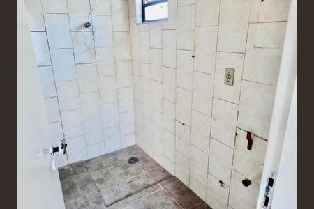 Casa à venda com 3 quartos, 250m² em Bosque da Saúde, São Paulo