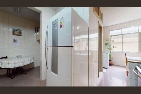 Apartamento à venda com 204m², 4 quartos e 1 vaga