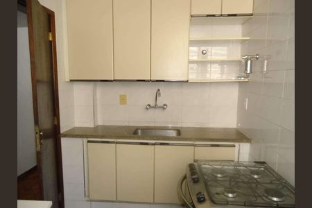 Apartamento à venda com 65m², 2 quartos e sem vaga