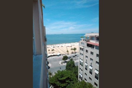 Apartamento à venda com 65m², 2 quartos e sem vaga