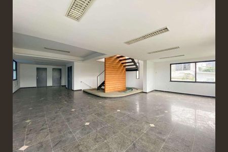 Casa à venda com 1000m², 13 quartos e 6 vagas