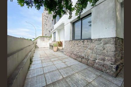 Casa à venda com 1000m², 13 quartos e 6 vagas