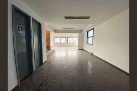 Casa à venda com 1000m², 13 quartos e 6 vagas