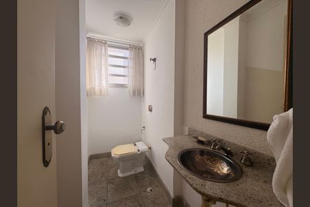 Apartamento à venda com 250m², 4 quartos e 2 vagasLavabo da Sala