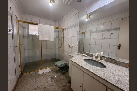 Apartamento à venda com 250m², 4 quartos e 2 vagasBanheiro
