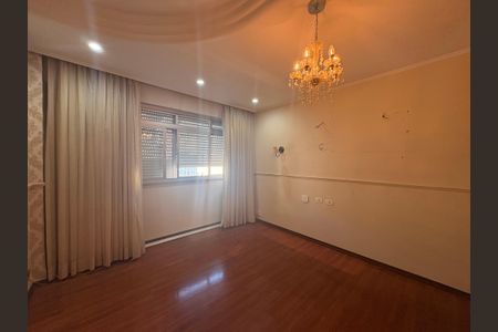 Apartamento à venda com 250m², 4 quartos e 2 vagasQuarto 1