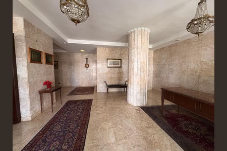 Apartamento à venda com 250m², 4 quartos e 2 vagasHall de entrada