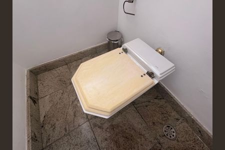 Apartamento à venda com 250m², 4 quartos e 2 vagasLavabo da Sala