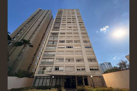 Apartamento à venda com 250m², 4 quartos e 2 vagasFachada