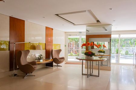 Apartamento à venda com 366m², 5 quartos e 5 vagasHall social