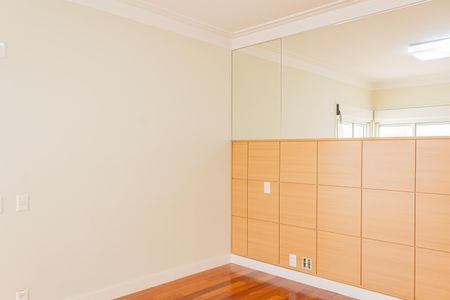 Apartamento à venda com 366m², 5 quartos e 5 vagasSuíte 1