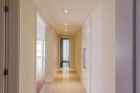 Apartamento à venda com 366m², 5 quartos e 5 vagasSala 1