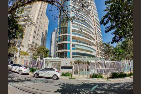 Apartamento à venda com 366m², 5 quartos e 5 vagasFachada