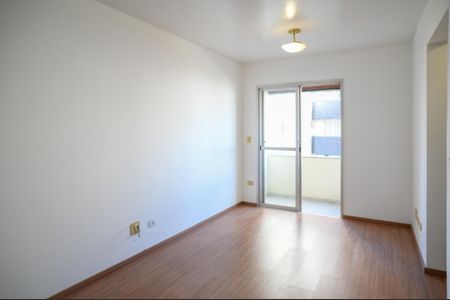 Apartamento à venda com 64m², 2 quartos e 1 vagaSala