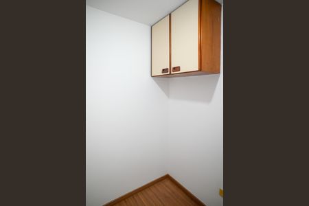 Apartamento à venda com 64m², 2 quartos e 1 vagaQuarto de Serviço