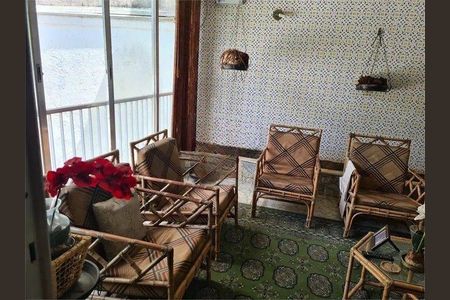 Casa à venda com 3 quartos, 400m² em Vila Nova Conceição, São Paulo