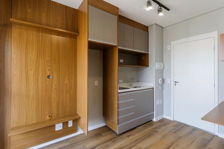 Studio para alugar com 24m², 1 quarto e sem vaga Studio para alugar com 24m², 1 quarto e sem vagaSala/Quarto