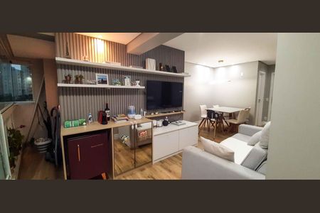 Apartamento à venda com 76m², 3 quartos e 2 vagas Apartamento à venda com 76m², 3 quartos e 2 vagasSala de Estar