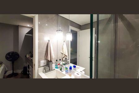 Apartamento à venda com 76m², 3 quartos e 2 vagas Apartamento à venda com 76m², 3 quartos e 2 vagasBanheiro da Suíte