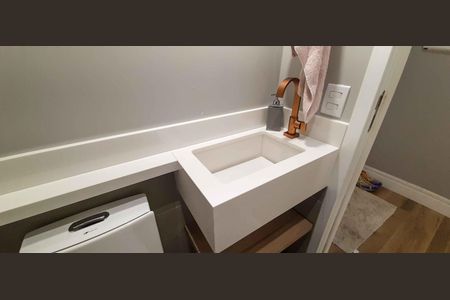 Apartamento à venda com 76m², 3 quartos e 2 vagas Apartamento à venda com 76m², 3 quartos e 2 vagasLavabo