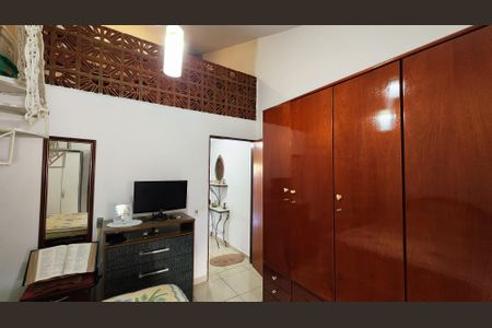 Casa à venda com 122m², 2 quartos e 1 vaga Casa à venda com 122m², 2 quartos e 1 vagaQuarto 1