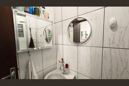 Casa à venda com 122m², 2 quartos e 1 vaga Casa à venda com 122m², 2 quartos e 1 vagaBanheiro 1