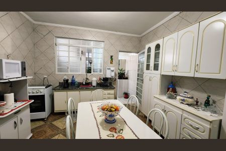 Casa à venda com 122m², 2 quartos e 1 vaga Casa à venda com 122m², 2 quartos e 1 vagaCozinha