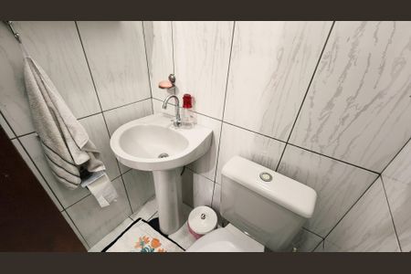 Casa à venda com 122m², 2 quartos e 1 vaga Casa à venda com 122m², 2 quartos e 1 vagaBanheiro 1