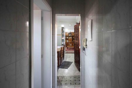 Casa à venda com 540m², 5 quartos e 4 vagasCorredor casa 02