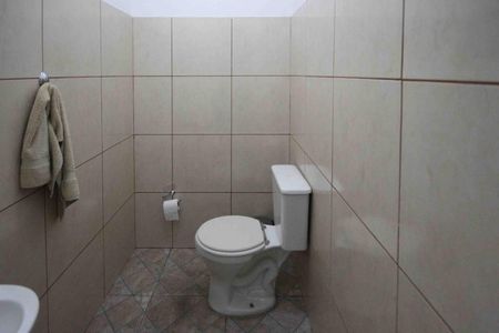 Casa à venda com 540m², 5 quartos e 4 vagasBanheiro da Garagem