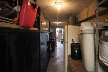 Casa à venda com 540m², 5 quartos e 4 vagasÁrea de Serviço casa 02