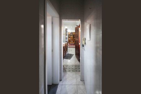 Casa à venda com 540m², 5 quartos e 4 vagasCorredor casa 02