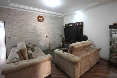 Casa à venda com 540m², 5 quartos e 4 vagasSala