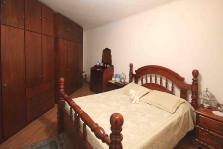 Casa à venda com 540m², 5 quartos e 4 vagasQuarto casa 02