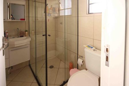 Casa à venda com 540m², 5 quartos e 4 vagasBanheiro da Suite 2