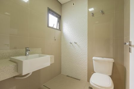 Casa à venda com 520m², 5 quartos e 4 vagas Casa à venda com 520m², 5 quartos e 4 vagasBanheiro da Suíte 5