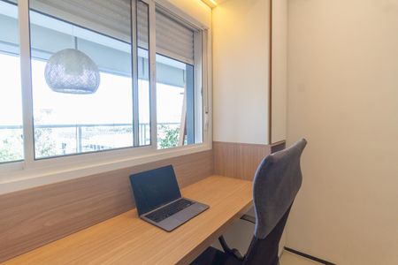 Apartamento à venda com 69m², 2 quartos e 2 vagasEscritório