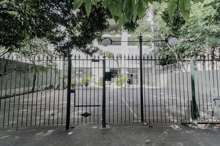 Apartamento para alugar com 80m², 2 quartos e 1 vagaEntrada