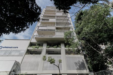 Apartamento para alugar com 80m², 2 quartos e 1 vagaFachada