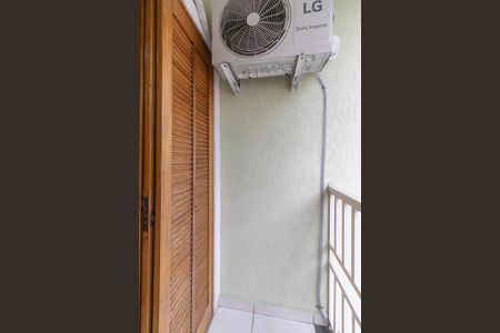 Casa à venda com 164m², 3 quartos e 4 vagasVaranda da Suíte 01