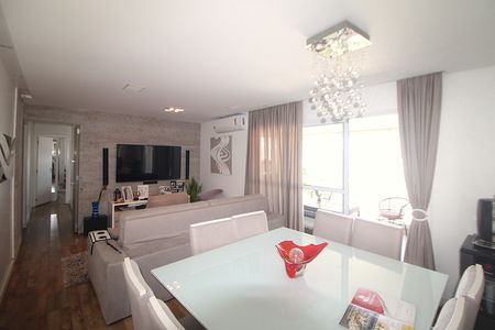 Apartamento à venda com 110m², 3 quartos e 2 vagasSala
