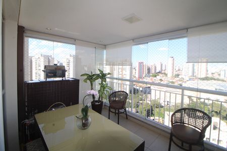 Apartamento à venda com 110m², 3 quartos e 2 vagasVaranda da Sala