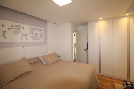 Apartamento à venda com 110m², 3 quartos e 2 vagasSuíte