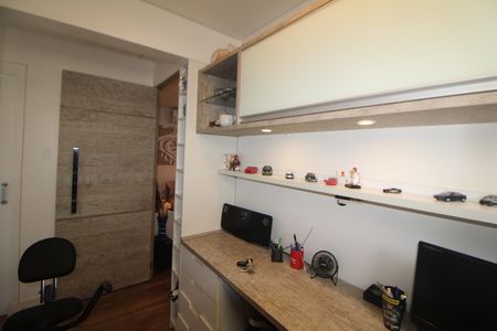 Apartamento à venda com 110m², 3 quartos e 2 vagasQuarto 1