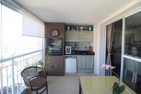 Apartamento à venda com 110m², 3 quartos e 2 vagasVaranda da Sala