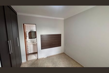 Apartamento à venda com 71m², 3 quartos e 1 vaga Apartamento à venda com 71m², 3 quartos e 1 vagaSuíte